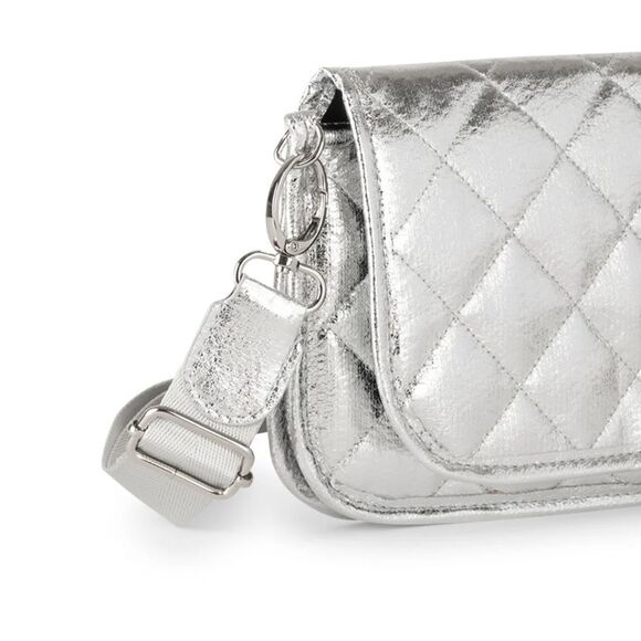 Silver Quilted Crossbody Bag Small Wallet on Chain Card Slots - NWT - Picture 3 of 7